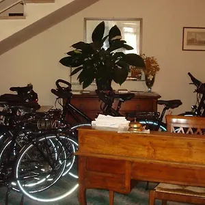 Hotel La Sfinge, Chiusi